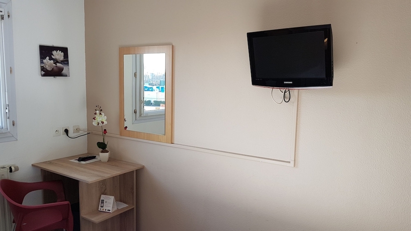 Imagen de la habitación del Hotel The Originals Access, Les Iris. Foto 12
