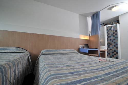 Imagen de la habitación del Hotel The Originals Access, Millau Sud. Foto 7