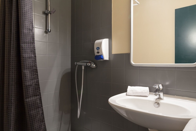 Imagen de la habitación del Hotel The Originals Access, Rennes Ouest. Foto 13