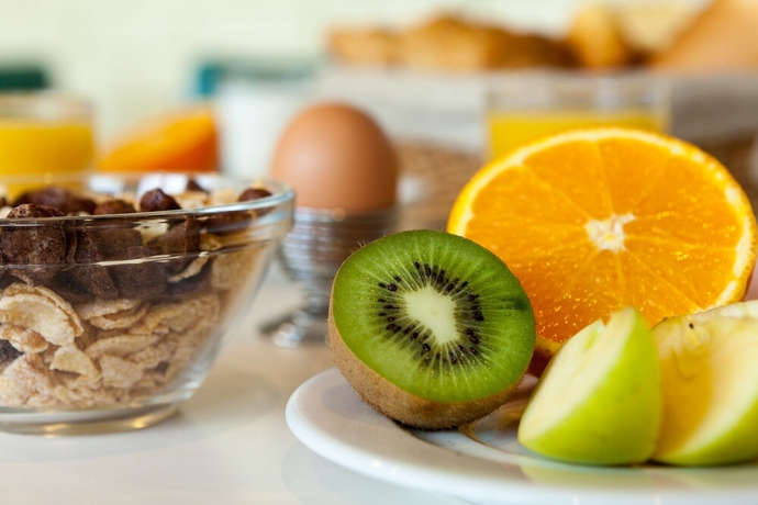 Imagen del bar/restaurante del Hotel The Originals Access, Rennes Ouest. Foto 7