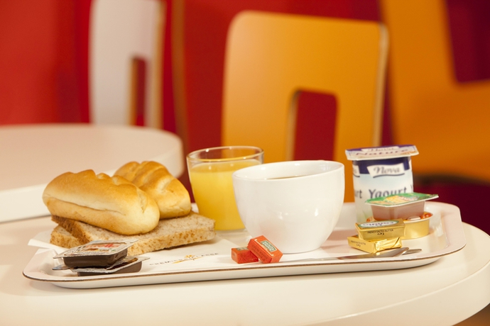 Imagen de la habitación del Hotel The Originals Access Tendance. Foto 12