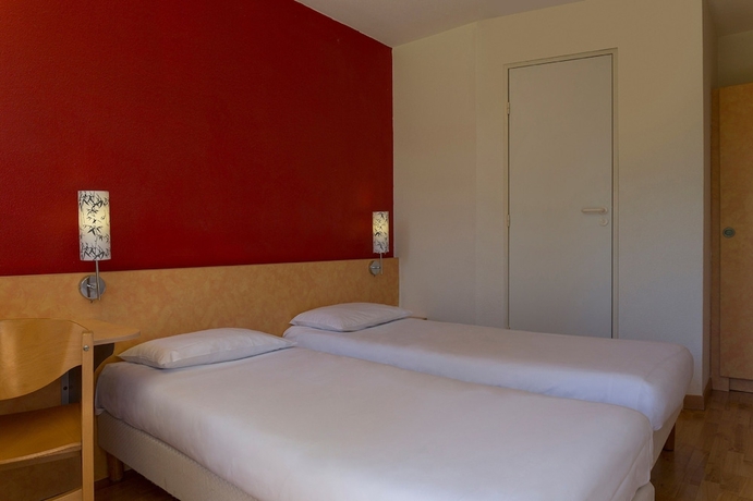 Imagen de la habitación del Hotel The Originals Access, Tulle. Foto 9