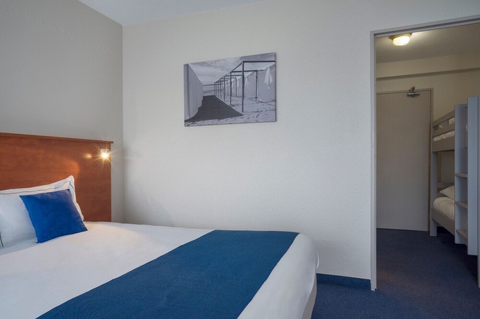 Imagen de la habitación del Hotel The Originals Boutique, Admiral's, Les Sables-d'olonne. Foto 4