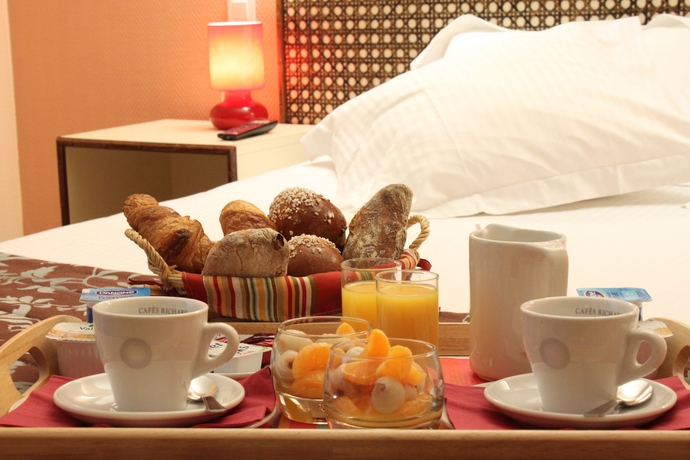 Imagen de la habitación del Hotel The Originals Boutique, Alizé. Foto 6