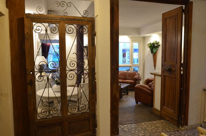 Imagen de los interiores del Hotel The Originals Boutique, Clair , Martigues. Foto 13