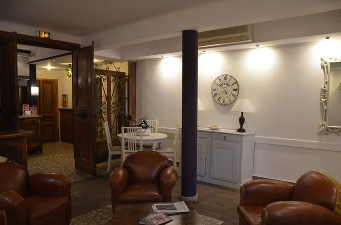 Imagen de los interiores del Hotel The Originals Boutique, Clair , Martigues. Foto 14