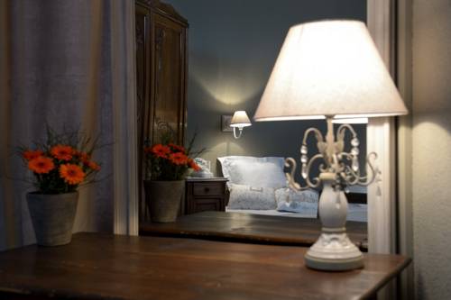 Imagen de la habitación del Hotel The Originals Boutique, De La Balance, Montbéliard. Foto 15