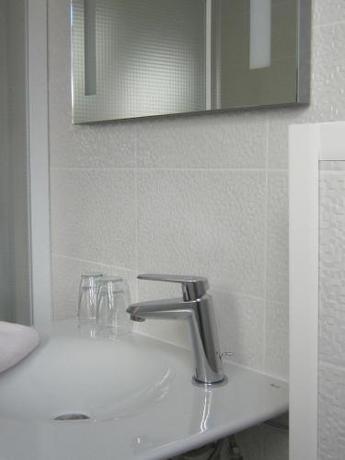 Imagen general del Hotel The Originals Boutique, De Perros. Foto 3