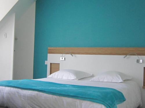 Imagen general del Hotel The Originals Boutique, De Perros. Foto 4