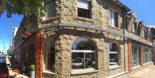 Imagen general del Hotel The Originals Boutique, De Perros. Foto 7