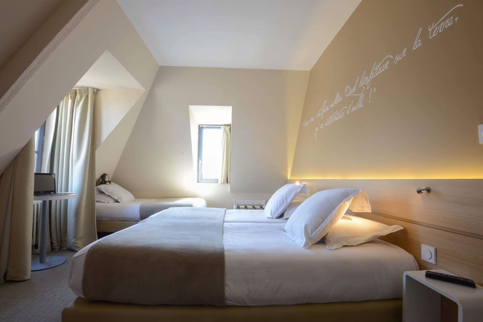 Imagen de la habitación del Hotel The Originals Boutique, Du Château, Dinan. Foto 9