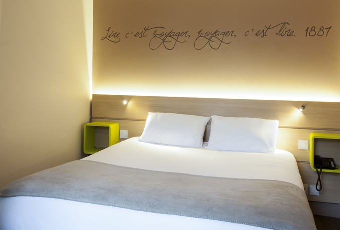 Imagen de la habitación del Hotel The Originals Boutique, Du Château, Dinan. Foto 11