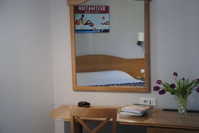 Imagen de la habitación del Hotel The Originals Boutique, Grand De La Gare, Toulon. Foto 5