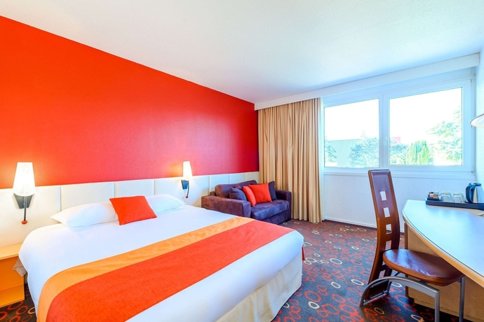 Imagen de la habitación del Hotel The Originals Boutique, Hôtel Beauséjour, Poitiers Nord Futuroscope. Foto 9