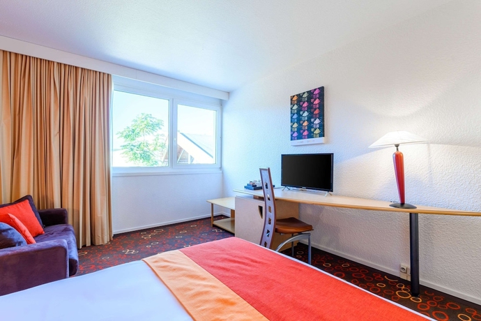 Imagen de la habitación del Hotel The Originals Boutique, Hôtel Beauséjour, Poitiers Nord Futuroscope. Foto 10