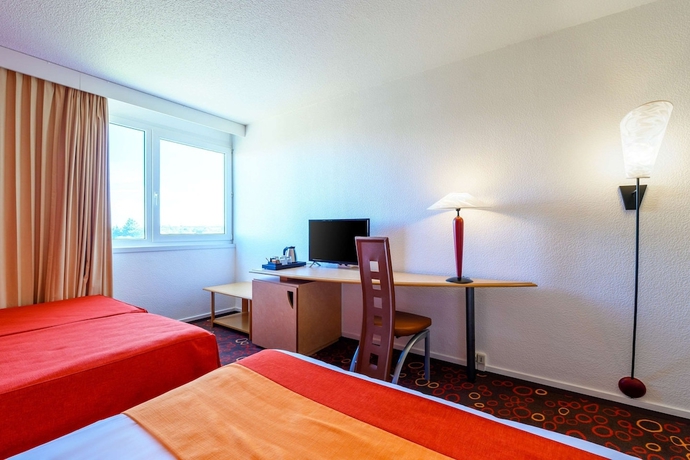 Imagen de la habitación del Hotel The Originals Boutique, Hôtel Beauséjour, Poitiers Nord Futuroscope. Foto 15