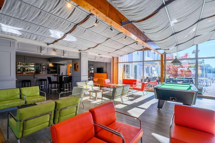 Imagen general del Hotel The Originals Boutique, Hôtel Beauséjour, Poitiers Nord Futuroscope. Foto 2