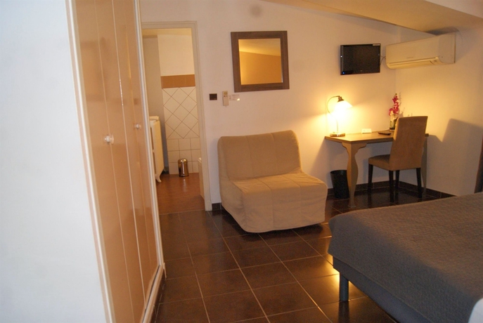 Imagen de la habitación del Hotel The Originals Boutique, Hôtel Danieli, Avignon. Foto 4