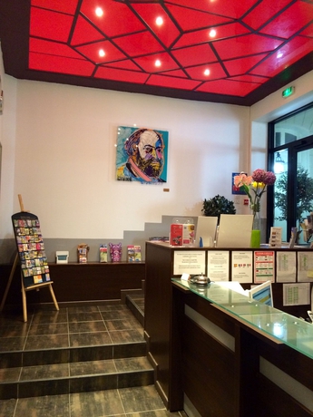 Imagen de los interiores del Hotel The Originals Boutique, Hôtel Danieli, Avignon. Foto 14