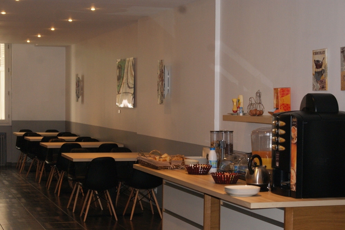 Imagen del bar/restaurante del Hotel The Originals Boutique, Hôtel Danieli, Avignon. Foto 3