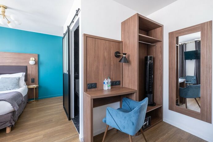 Imagen de la habitación del Hotel The Originals Boutique, Hôtel Le Marignan,Le Havre Centre Gare. Foto 16