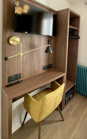 Imagen de la habitación del Hotel The Originals Boutique, Hôtel Le Marignan,Le Havre Centre Gare. Foto 17