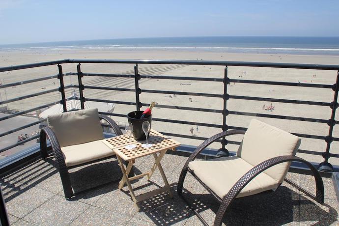 Imagen de los exteriores del Hotel The Originals Boutique, Hôtel Neptune, Berck-Sur-Mer. Foto 8