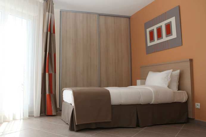 Imagen general del Hotel The Originals Boutique, Hôtel l\'Occitan, Aubagne Nord. Foto 1