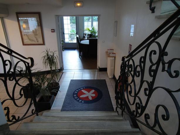 Imagen de los interiores del Hotel The Originals Boutique, La Baie De Morlaix. Foto 8