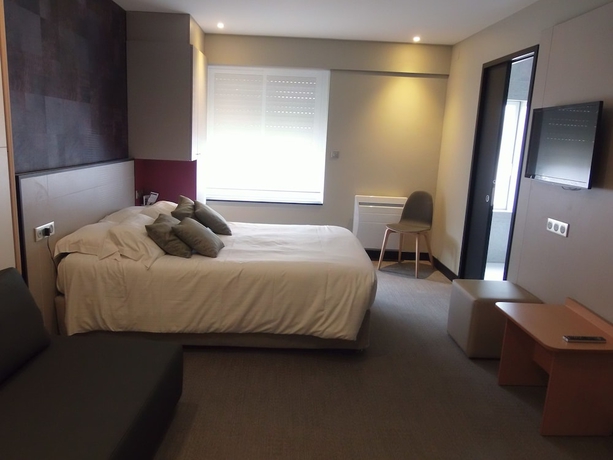 Imagen de la habitación del Hotel The Originals Boutique, La Chaussairie, Rennes. Foto 3