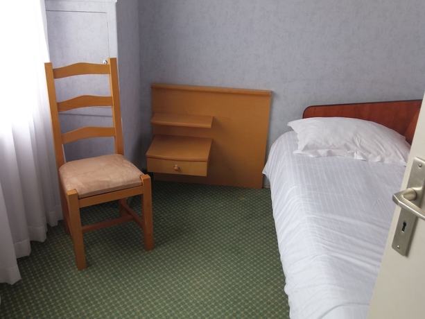 Imagen de la habitación del Hotel The Originals Boutique, La Chaussairie, Rennes. Foto 9