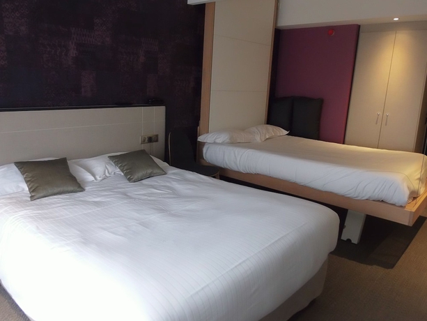 Imagen de la habitación del Hotel The Originals Boutique, La Chaussairie, Rennes. Foto 15