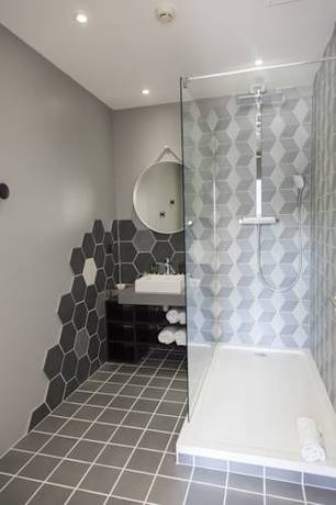 Imagen de la habitación del Hotel The Originals Boutique, Le Lion, Clermont-ferrand. Foto 4