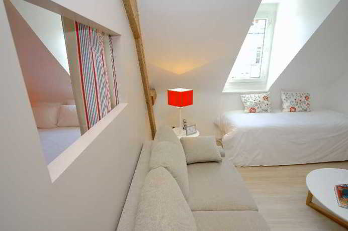 Imagen de la habitación del Hotel The Originals Boutique, Le Londres, Saumur. Foto 6