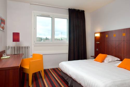 Imagen de la habitación del Hotel The Originals Boutique, Le Pariou. Foto 14