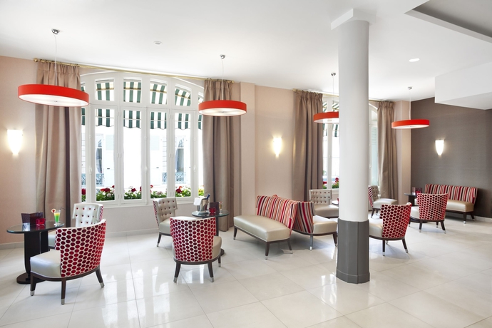 Imagen de los interiores del Hotel The Originals Boutique, Les Nations, Vichy. Foto 18