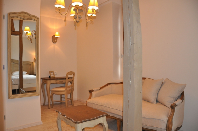 Imagen de los interiores del Hotel The Originals Boutique, Les Poèmes De Chartres. Foto 14