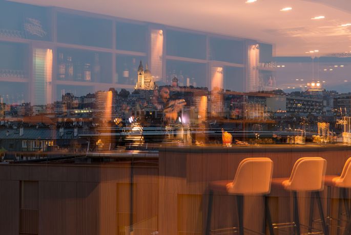 Imagen del bar/restaurante del Hotel The Originals Boutique, Maison Montmartre, Paris Les Puces. Foto 6