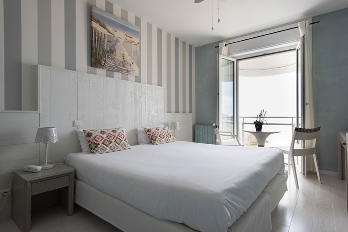 Imagen de la habitación del Hotel The Originals Boutique, Miramar. Foto 12