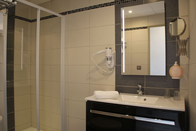 Imagen de la habitación del Hotel The Originals Boutique, Neptune, Berck-sur-mer (inter-hotel). Foto 7