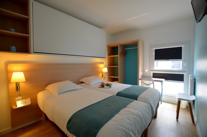 Imagen de la habitación del Hotel The Originals Boutique, Port La Vie. Foto 2