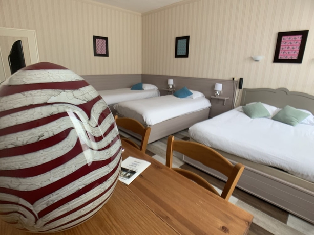 Imagen de la habitación del Hotel The Originals Boutique, Roca-fortis, Rochefort. Foto 10