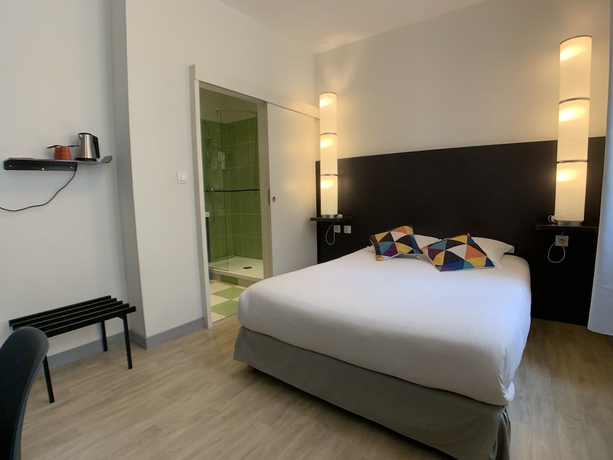 Imagen de la habitación del Hotel The Originals Boutique, Roca-fortis, Rochefort. Foto 11