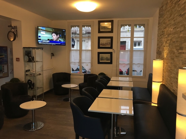 Imagen de los interiores del Hotel The Originals Boutique, Roca-fortis, Rochefort. Foto 18