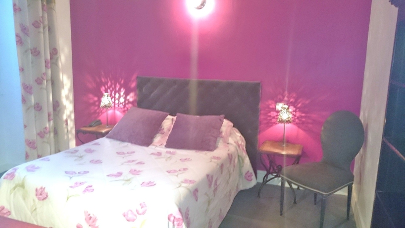 Imagen de la habitación del Hotel The Originals Boutique, Villa Montpensier. Foto 3