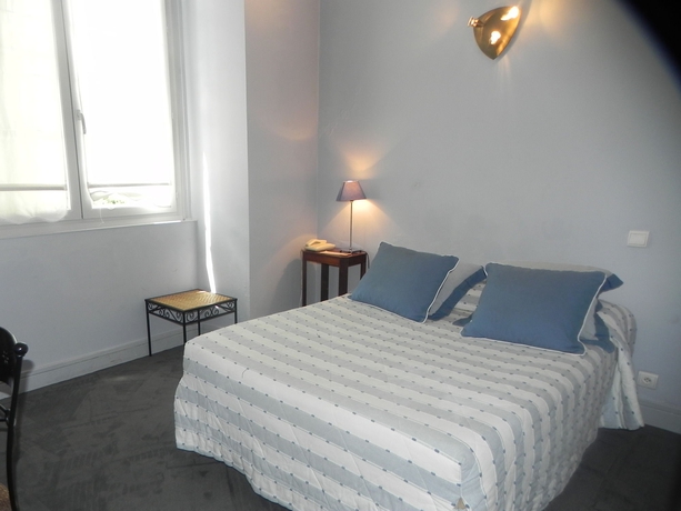 Imagen de la habitación del Hotel The Originals Boutique, Villa Montpensier. Foto 4