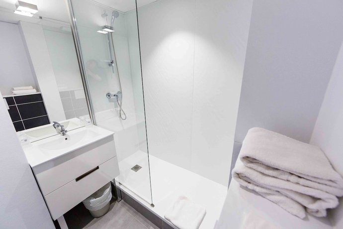 Imagen de la habitación del Hotel The Originals City, Agora. Foto 14