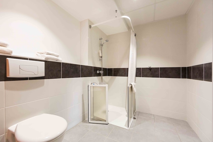 Imagen de la habitación del Hotel The Originals City, Agora. Foto 15