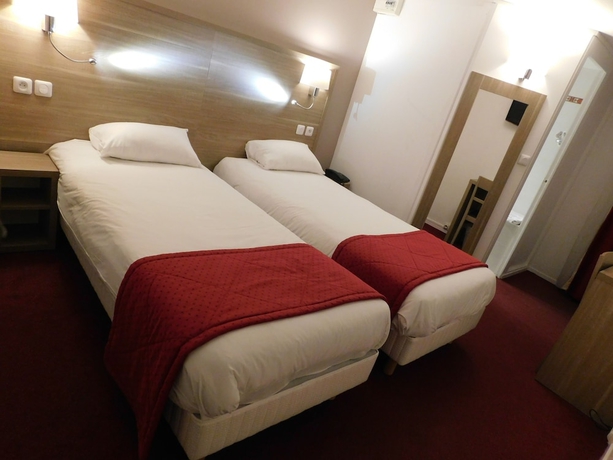 Imagen de la habitación del Hotel The Originals City, Ambacia, Tours Sud. Foto 7