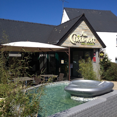 Imagen general del Hotel The Originals City, Au Chêne Vert, St-brieuc North. Foto 2